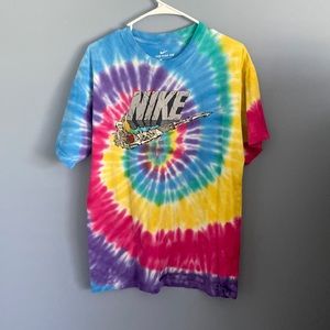 Nike tie-dye graphic tshirt